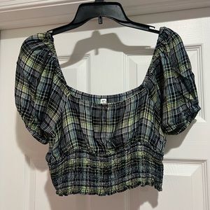 Puff Sleeve Gingham Top